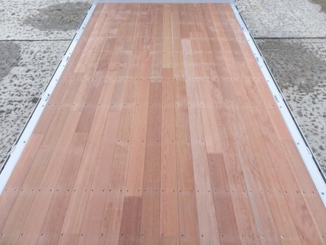 MITSUBISHI CANTER 2024