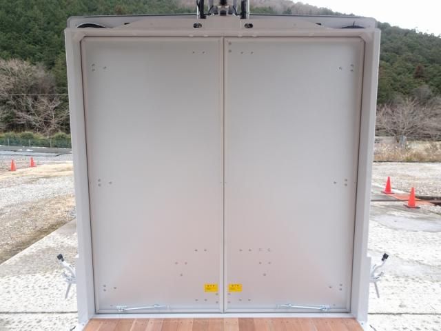 MITSUBISHI CANTER 2024