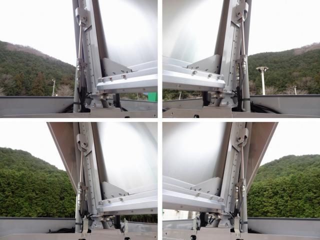 MITSUBISHI CANTER 2024