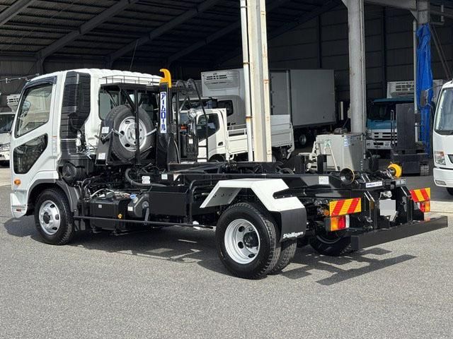 MITSUBISHI FUSOU FIGHTER 2024