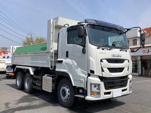 ISUZU GIGA 2023
