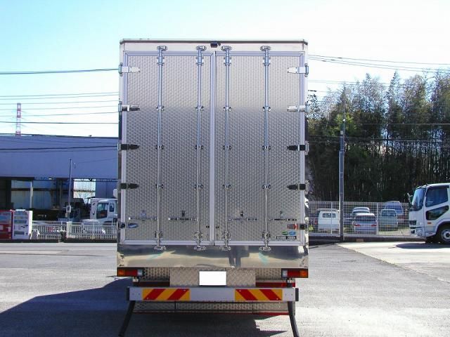 MITSUBISHI FUSOU FIGHTER 2024