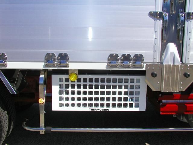 MITSUBISHI FUSOU FIGHTER 2024