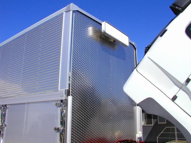 MITSUBISHI FUSOU FIGHTER 2024