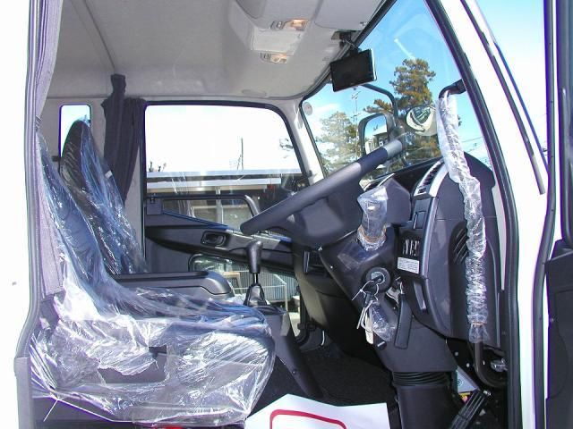 MITSUBISHI FUSOU FIGHTER 2024