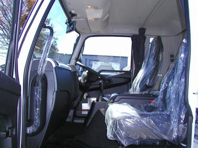 MITSUBISHI FUSOU FIGHTER 2024