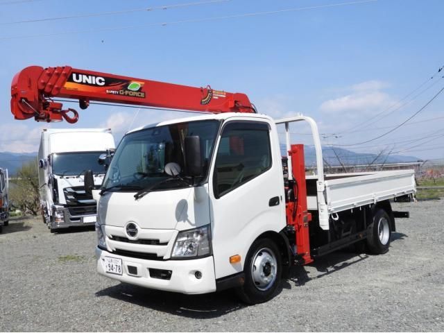 HINO DUTRO 2024