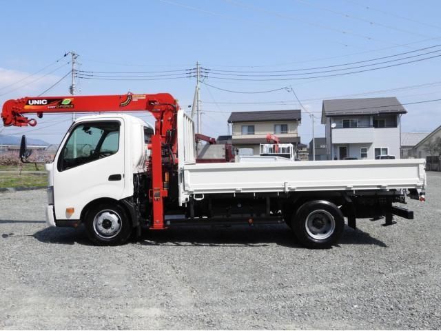 HINO DUTRO 2024