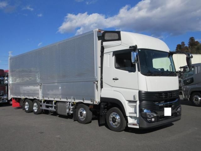 MITSUBISHI FUSOU SUPER GREAT 2024