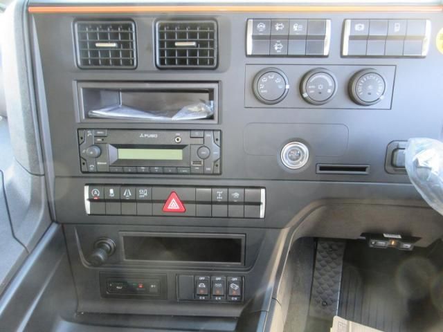 MITSUBISHI FUSOU SUPER GREAT 2024