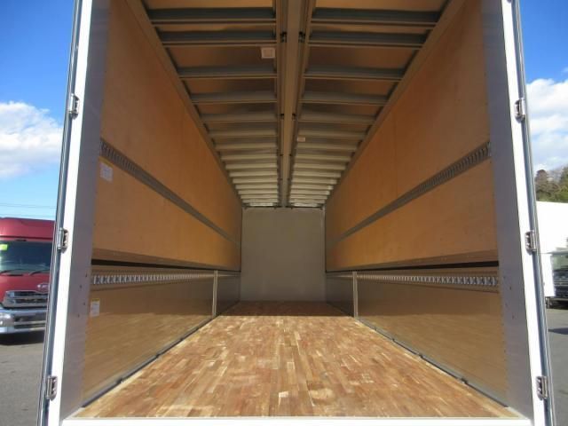 MITSUBISHI FUSOU SUPER GREAT 2024