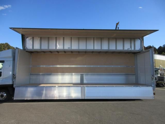 MITSUBISHI FUSOU SUPER GREAT 2024