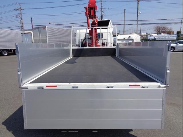 MITSUBISHI CANTER 2024