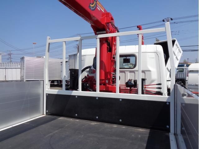 MITSUBISHI CANTER 2024