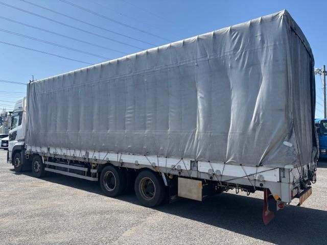 NISSAN DIESEL Quon 2021