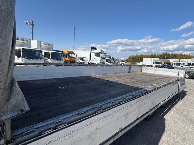 NISSAN DIESEL Quon 2021