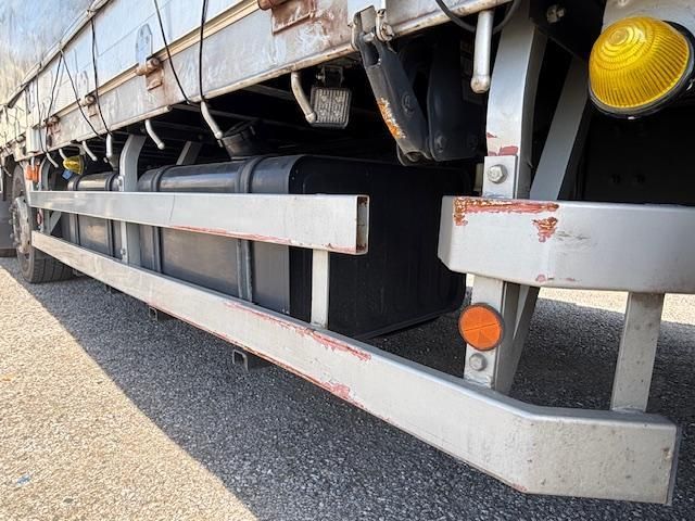 NISSAN DIESEL Quon 2021