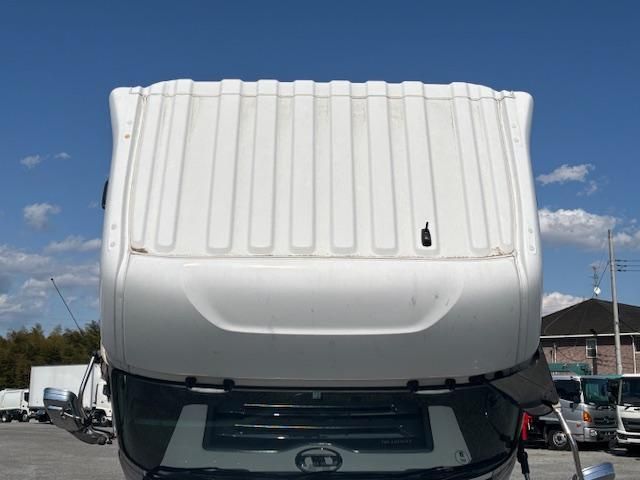 NISSAN DIESEL Quon 2021