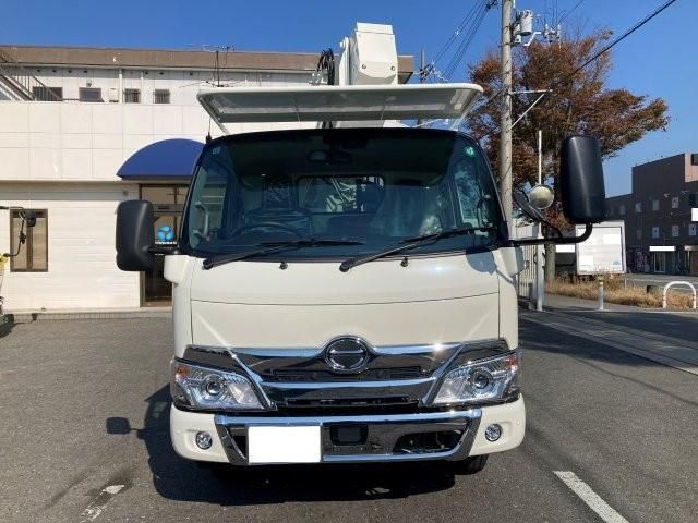 HINO DUTRO 2024
