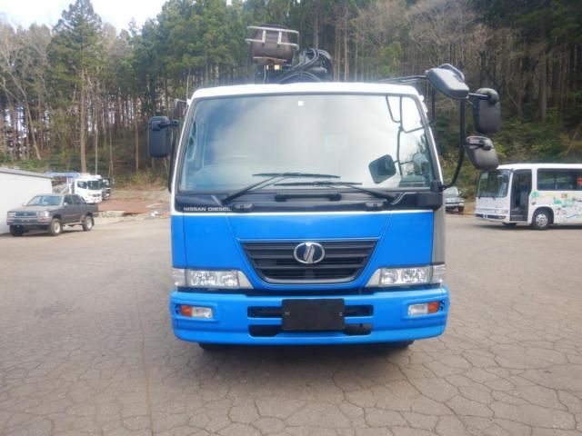 NISSAN DIESEL CONDOR 2008