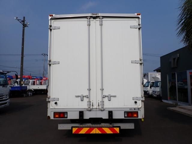 MITSUBISHI FUSOU FIGHTER 2019