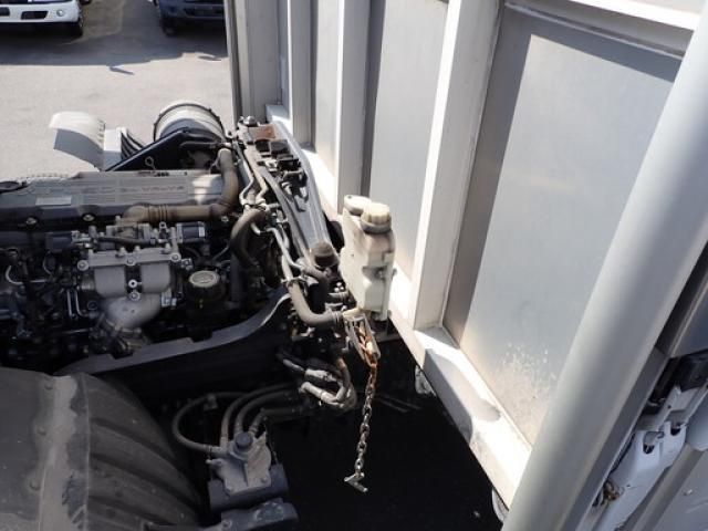 MITSUBISHI FUSOU FIGHTER 2019