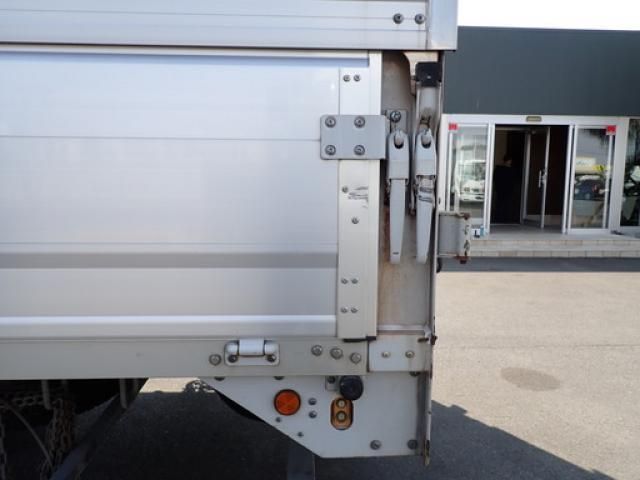 MITSUBISHI FUSOU FIGHTER 2019