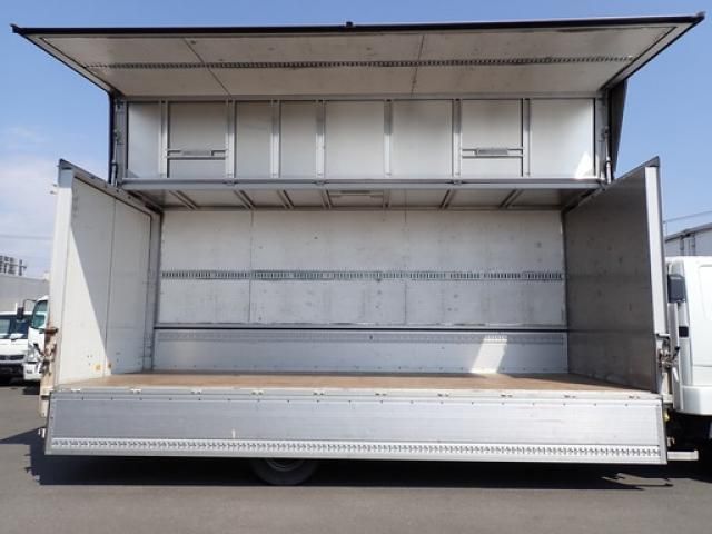 MITSUBISHI FUSOU FIGHTER 2019