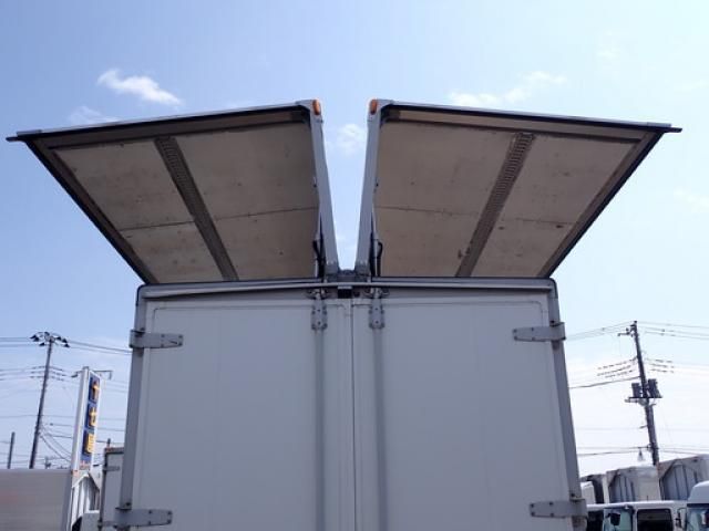 MITSUBISHI FUSOU FIGHTER 2019