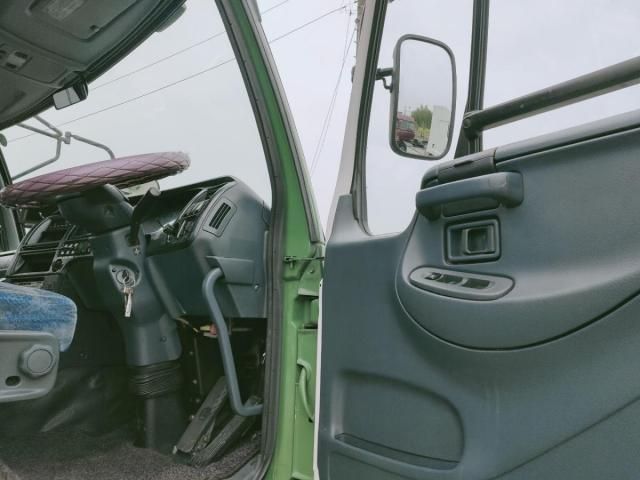 NISSAN DIESEL BigThumb 2000