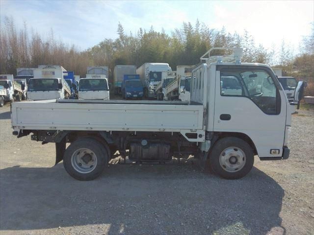 ISUZU ELF 2018