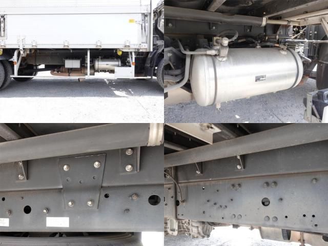 MITSUBISHI FUSOU FIGHTER 2011