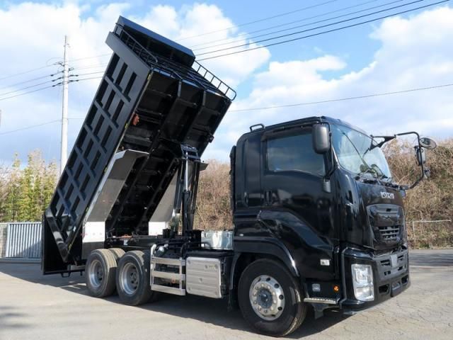 ISUZU GIGA 2019