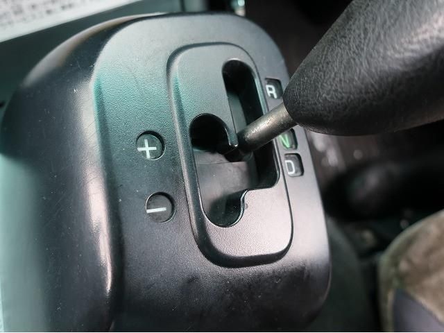 MITSUBISHI FUSOU SUPER GREAT 2012