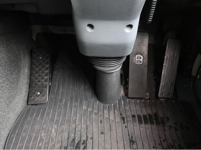 MITSUBISHI FUSOU SUPER GREAT 2012