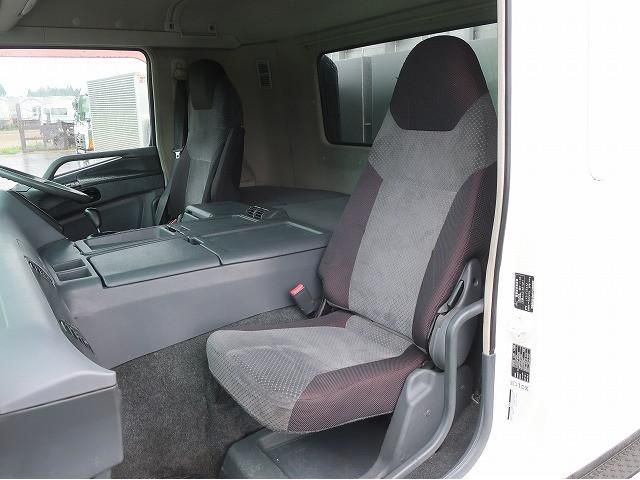 MITSUBISHI FUSOU SUPER GREAT 2012