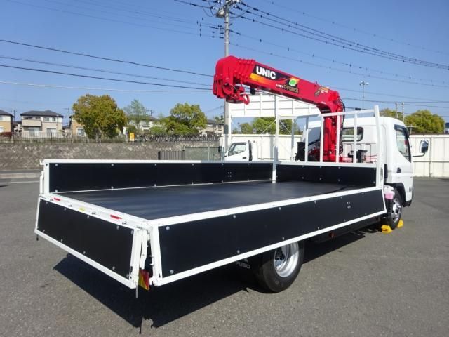 MITSUBISHI CANTER 2024