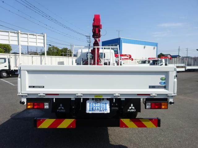 MITSUBISHI CANTER 2024