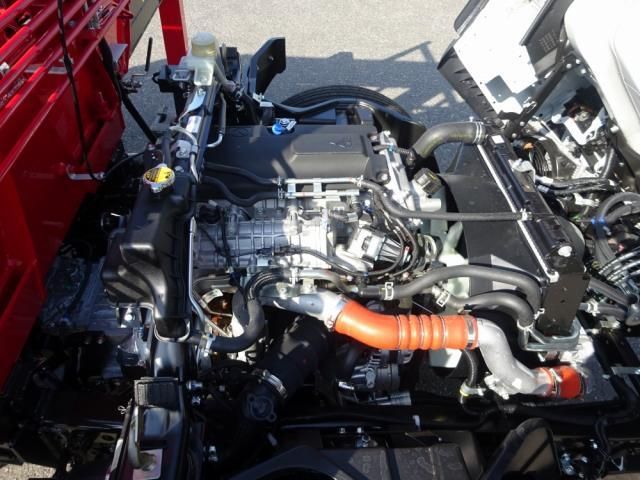 MITSUBISHI CANTER 2024