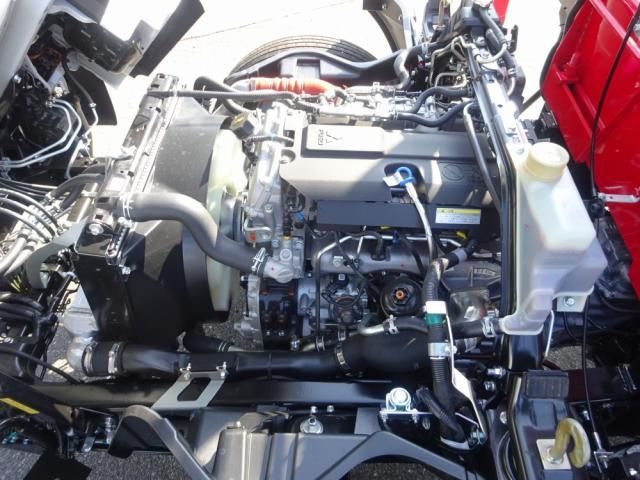 MITSUBISHI CANTER 2024