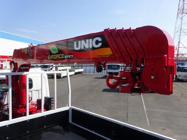 MITSUBISHI CANTER 2024