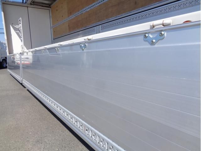 MITSUBISHI FUSOU SUPER GREAT 2023