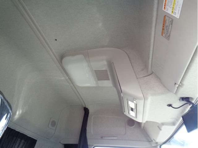 MITSUBISHI FUSOU SUPER GREAT 2023