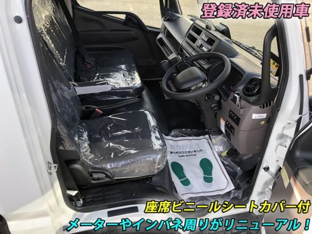 MITSUBISHI CANTER 2025