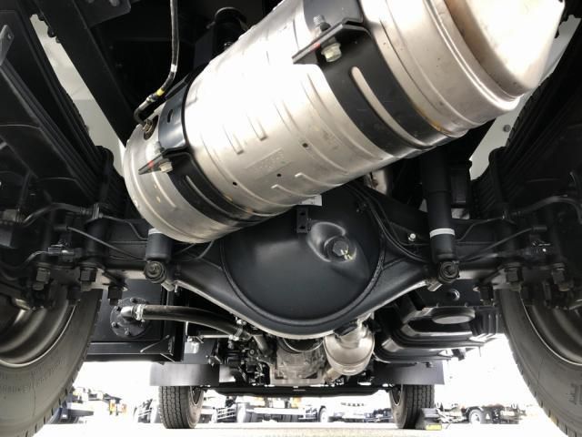 MITSUBISHI CANTER 2025