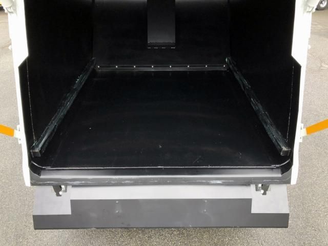 MITSUBISHI CANTER 2025