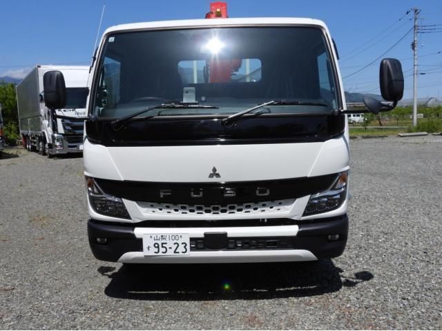 MITSUBISHI CANTER 2024