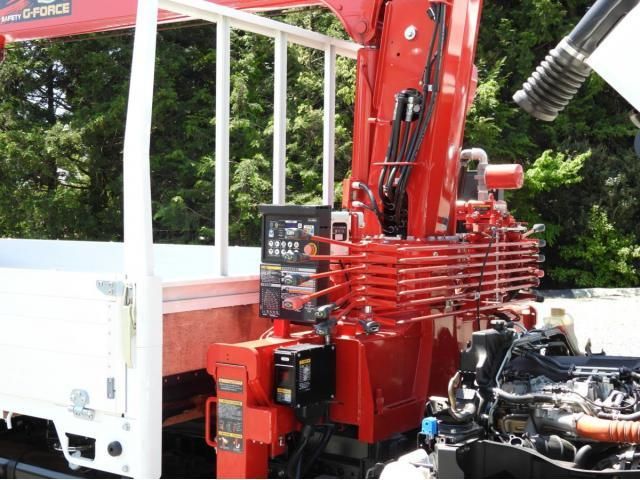 MITSUBISHI CANTER 2024