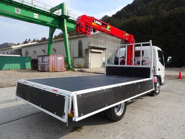 MITSUBISHI CANTER 2025