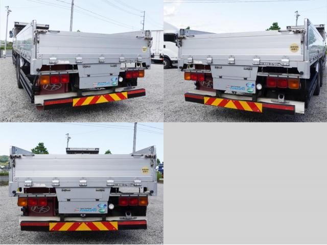 NISSAN DIESEL Quon 2011